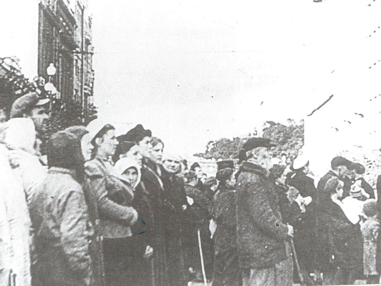 Киевлянка Хорошунова в дневнике 1941 года: Сталин в Москве и 7 ноября был парад