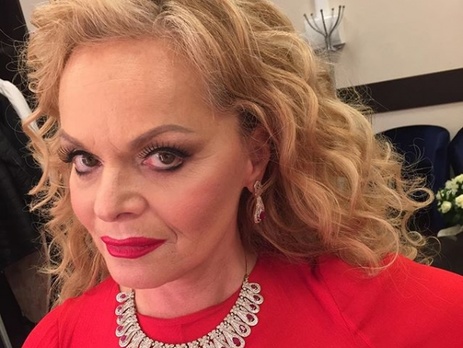 Долина опубликовала собственные снимки без фотошопа