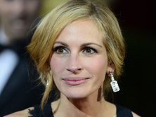 Первые профессии звезд: бармен, продавщица гамбургеров, натурщица, 