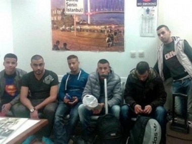 В аэропорту Стамбула задержаны восемь боевиков, подозреваемых в связях с ИГИЛ