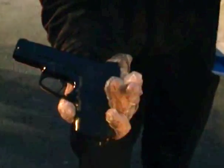 В Киеве подозреваемый на автомобиле сбил сотрудника полиции, проводившего следственные действия