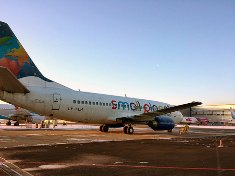 Самолет, летевший из Польши в Египет, совершил экстренную посадку из-за сообщения о бомбе