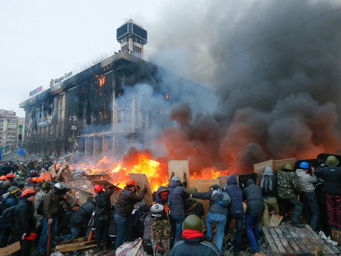 ГПУ: Захват Дома профсоюзов в ночь с 18 на 19 февраля 2014 года проводила СБУ по указанию Януковича