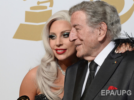 Леди Гага и Беннетт снялись в рекламе книжной сети. Видео