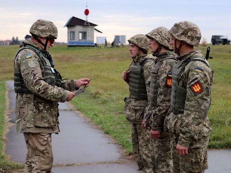 В Минобороны Украины не подтверждают заявление Трубы, что три из пяти закупленных бронежилетов простреливаются