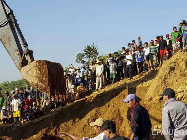Reuters: Жертвами оползня в Мьянме стали уже 97 человек
