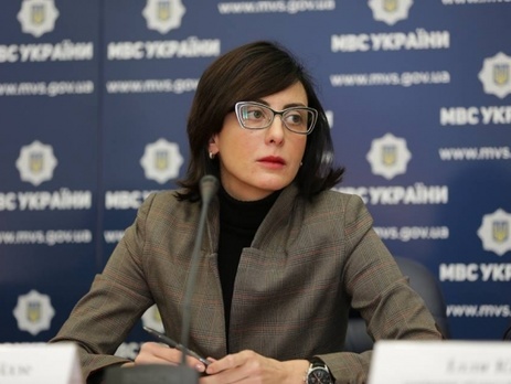 МВД: Сообщения о нанесении полицейскими повреждений участникам блокады Крыма контролирует лично Деканоидзе