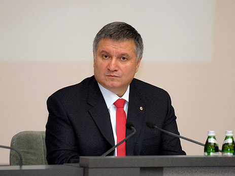 Аваков: Диверсанты готовят теракты на юге Украины, необходимо прекратить товаропоток и подачу электроэнергии в Крым