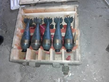 На территории электростанции в Счастье СБУ обнаружила тайники с оружием и взрывчаткой