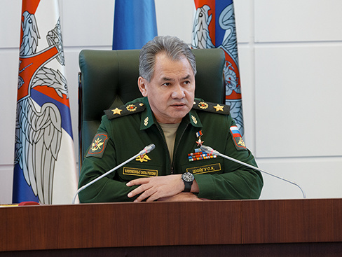Шойгу: Минобороны РФ продолжает усиление группировки войск на юге России