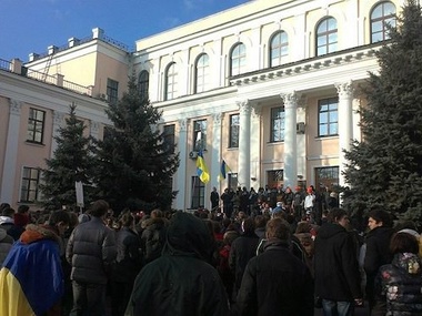 Студенты Киева пикетируют Минобразования