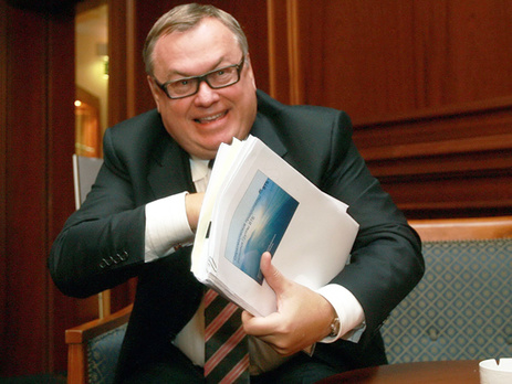 Глава ВТБ посоветовал отдыхать в Крыму вместо Турции