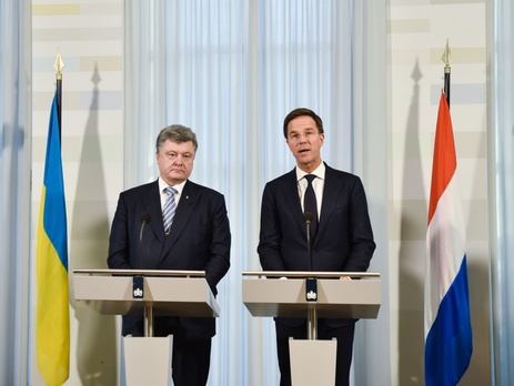 Порошенко: Думаю, что виновных в катастрофе Boeing 777 назовут до конца года