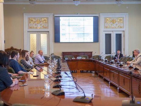﻿НБУ скасував ліміт на фінансування представництв українського бізнесу за кордоном
