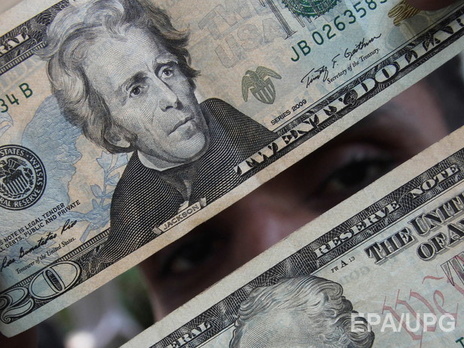 Нацбанк опустил курс гривны к доллару до 23,88 грн/$