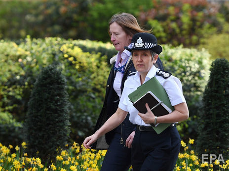 ﻿У саду будинку в Лондоні виявили тіло чоловіка, який випав із відсіку шасі під час приземлення літака
