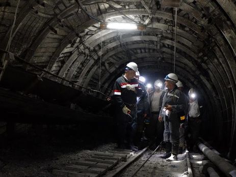 ﻿У Луганській області знеструмлено кілька шахт, гірники влаштували протест і відмовляються підніматися на поверхню