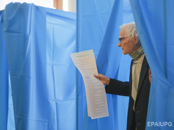 Сегодня в Мариуполе и Красноармейске пройдут местные выборы