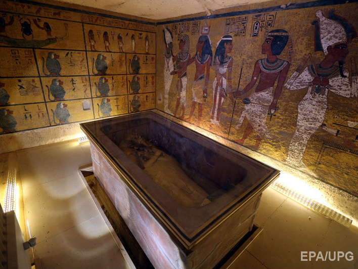 Погребальная маска Тутанхамона предназначалась для Нефертити &ndash; ученый