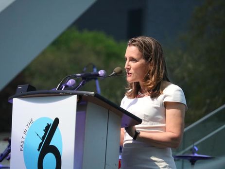 Фриланд заявила, что Канада не поддерживает ПАСЕ в вопросе возврата российской делегации в ассамблею