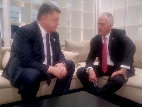 Порошенко и премьер Австралии обсудили перспективы создания трибунала по МН17