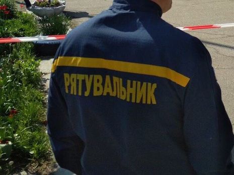 Из-за падения деревьев в результате непогоды пострадали четыре человека – ГСЧС Украины