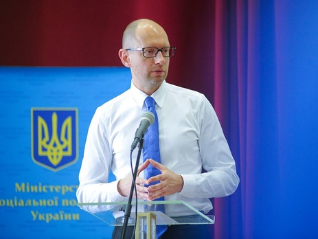 Коломойский: У нас было много бесед с Яценюком, и я ему четко сказал, что он подставляется