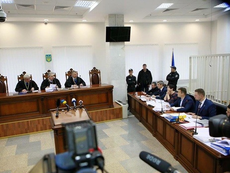 Суд оставил Корбана под домашним арестом