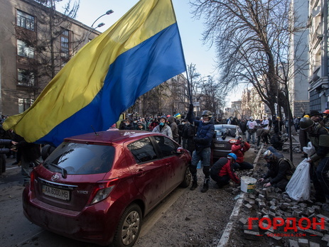 ГПУ: Завершено расследование дела о выдаче титушкам оружия с милицейских складов во время Майдана