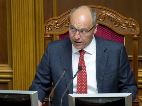 Парубий: Мы не допустим отмены закона о люстрации. Кто открывает двери злу, почувствует на себе всю силу гнева украинского народа