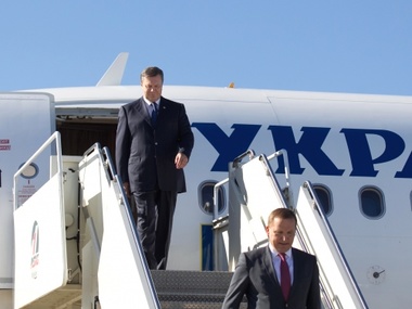 Источник: Самолет с Януковичем сел на территории Харьковского авиазавода