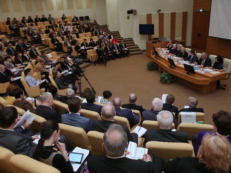 Депутаты попросили изъять из продажи в буфетах Госдумы конфеты турецкого производства