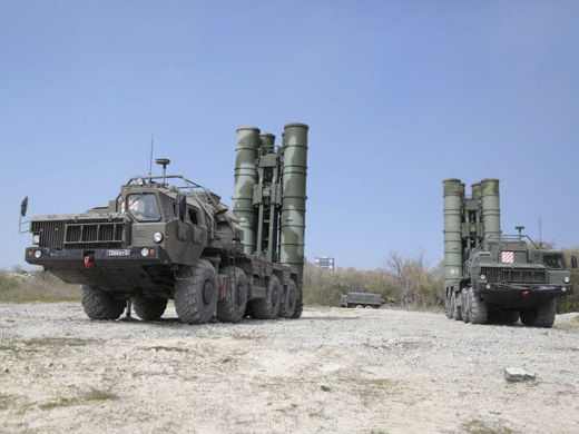 В оккупированном Крыму прошли учения с применением комплексов С-400 и "Панцирь"