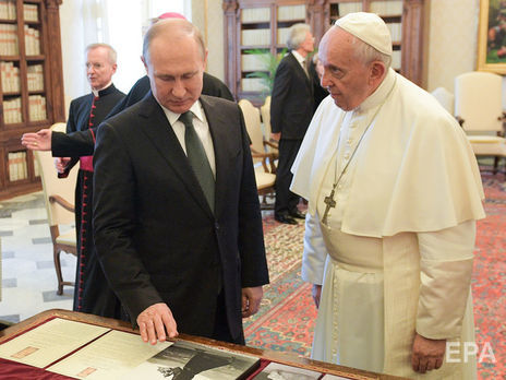 ﻿Путін із запізненням на годину зустрівся з папою римським