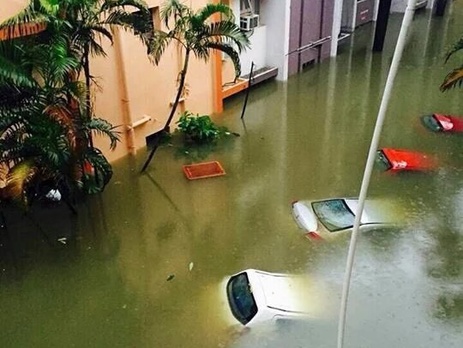 Еuronews: В Индии сильнейшее за последнее столетие наводнение унесло более 300 жизней