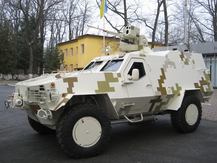 "Укроборонпром": Бронеавтомобиль "Дозор-Б" готов к использованию в боевых условиях