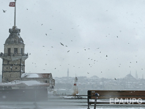 Глава МИД Турции: Анкара намерена соблюдать конвенцию о судоходстве через Босфор