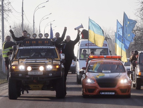 Суд приговорил двух азербайджанцев из 