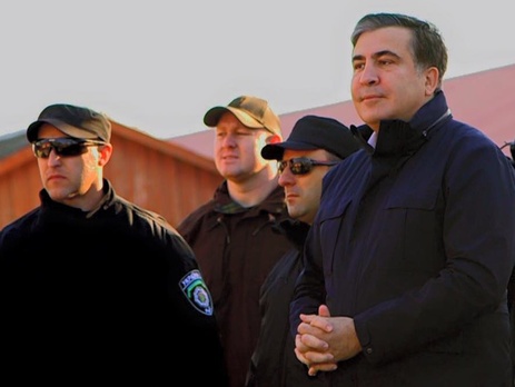 Саакашвили: Мой предшественник на посту одесского губернатора забрал с собой 45 бронемашин