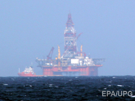 Цена на нефть продолжила стремительное падение, упав ниже $41 за баррель