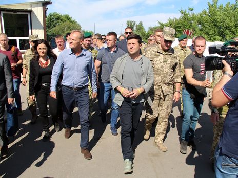 ﻿Зеленський і Туск відвідали район ООС. Фоторепортаж