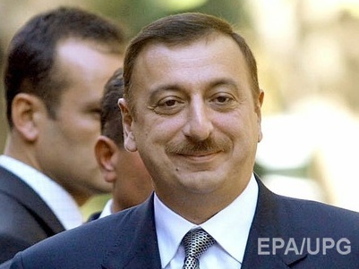 В Азербайджане с 2016 года запрещена продажа алкоголя за наличные деньги