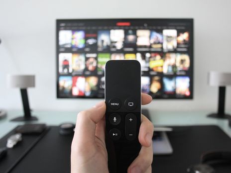 ﻿Телеканал NewsOne скасував телеміст із 