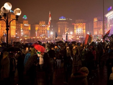 Ночь на Майдане. Фоторепортаж