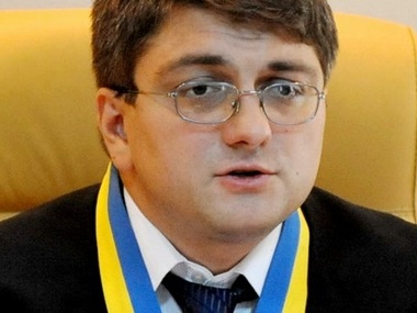 Генпрокуратуру попросили покарать приговорившего Тимошенко судью