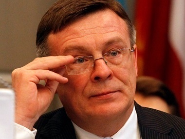 Украинские дипломаты попросили ВР уволить Кожару