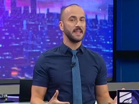 Грузинського журналіста, який обматюкав Путіна, відсторонили від роботи на два місяці