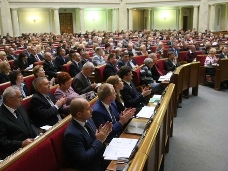 Рада приняла закон о госслужбе