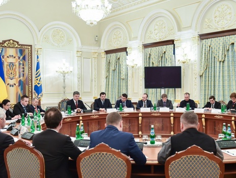 Порошенко недоволен результатами борьбы с коррупцией