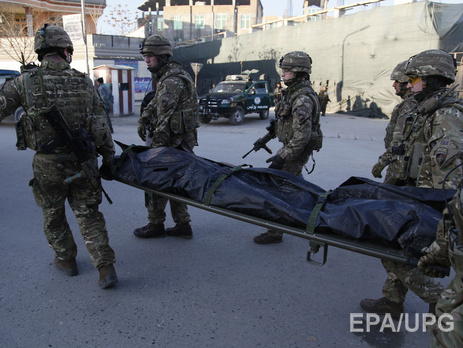 Двое испанских и четверо афганских полицейских стали жертвами атаки на дипломатический квартал Кабула